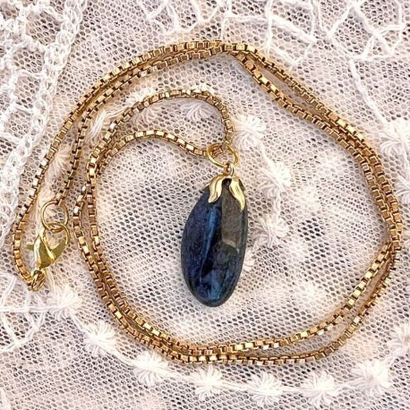 Vintage Polished Tumbled Sodalite Crystal Necklace - Picture 3 of 10